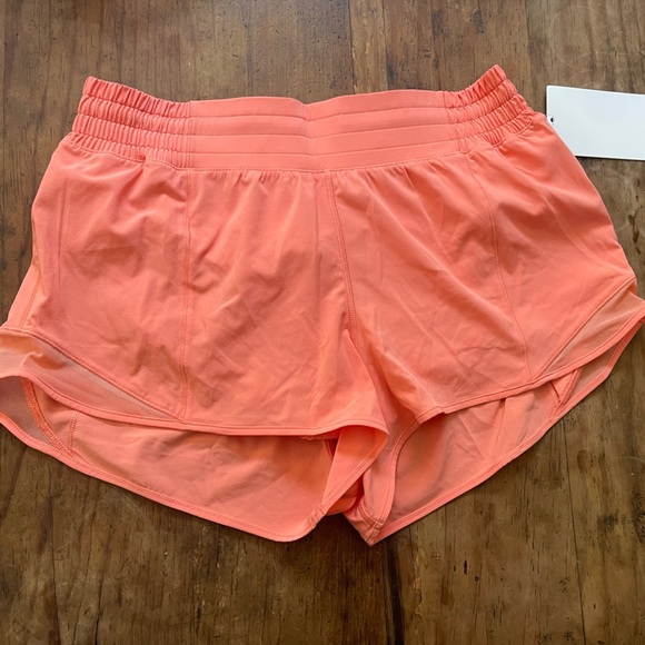 Lululemon Hotty Hot High Rise Shorts 2.5” Sunny Coral - Picture 6 of 8